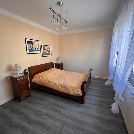 Maison Mia Nonna Avec Garage Et Cour Ferienhaus Kaltenhouse