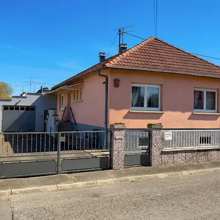 Maison Mia Nonna Avec Garage Et Cour * Kaltenhouse